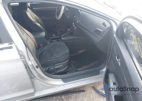 2020 Hyundai Elantra Sel z USA, uszkodzony, nr VIN 5NPD84LF5LH606127